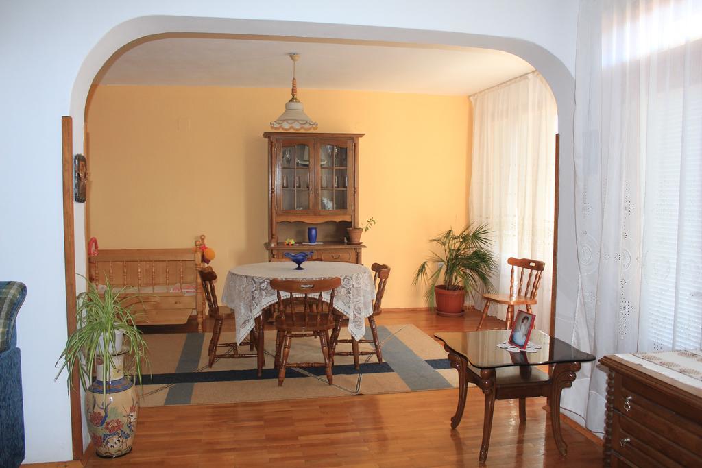 Apartments Anita 帕莫瑞 客房 照片
